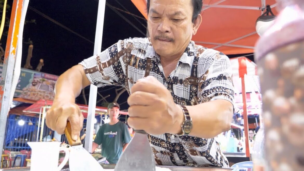 Crazy hand speed! Serious Iron Plate Ice Cream Artisan – Vietnamese Street Food Crazy hand speed! Serious Iron Plate Ice Cream Artisan - Vietnamese Street Food