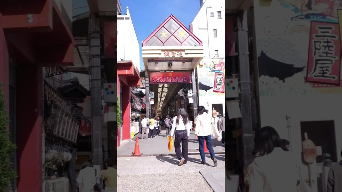 I got baited in Japan #japan #travel #streetfood