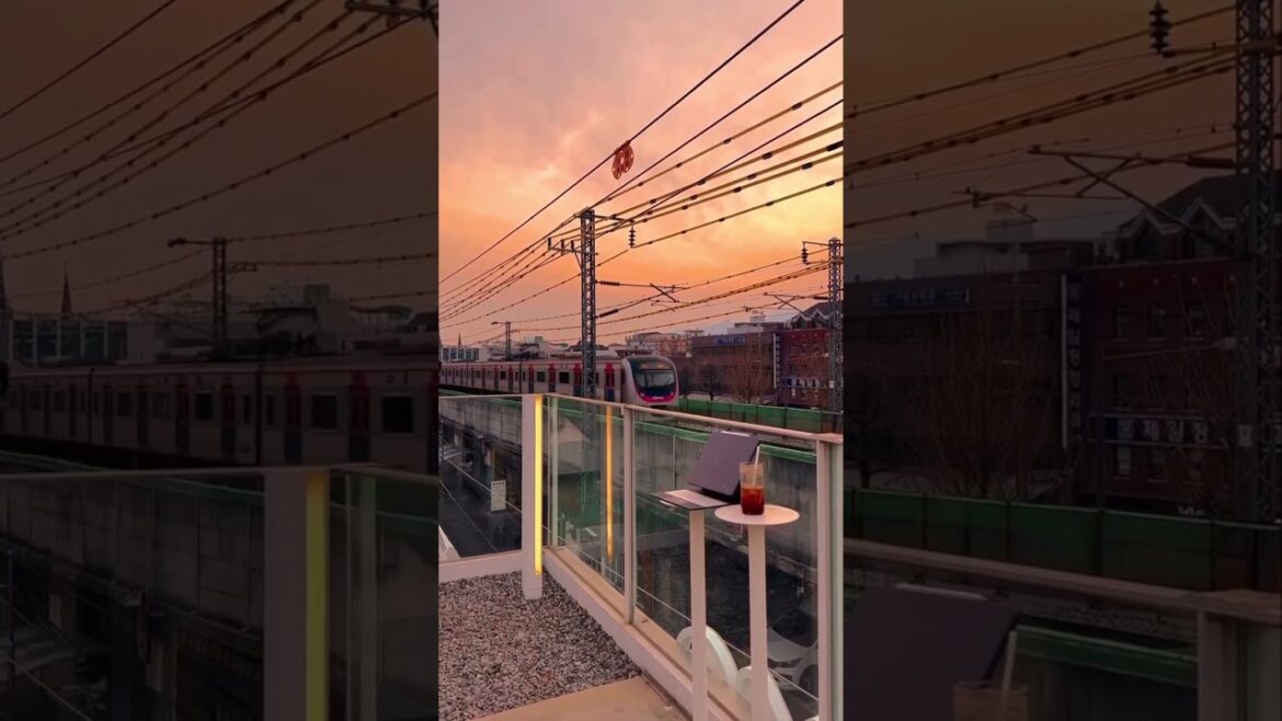 It’s not Tokyo, it’s Goyo Dobong𤩠|south korea #shorts #travel #beautifullplace #train #seoul It's not Tokyo, it's Goyo Dobong𤩠|south korea #shorts #travel #beautifullplace #train #seoul