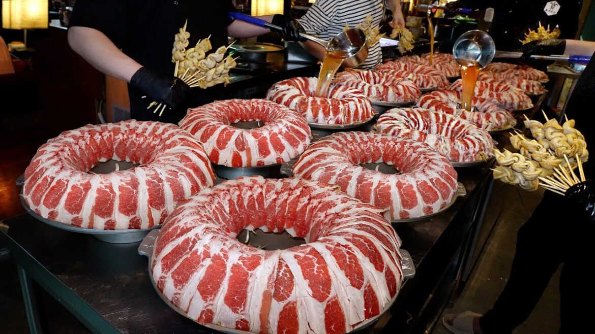 한달 3000그릇씩 팔리는 산더미 고기 전골? 오픈하자마자 역대급 인테리어로 줄서서먹는 일본식 매장┃Korean street food