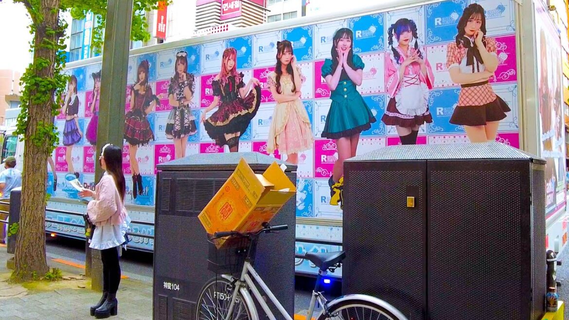 Akihabara in Tokyo 🐶🍻Let's have fun at a maid cafe ♪💖4K ASMR non-stop 1 hour 08 minutes