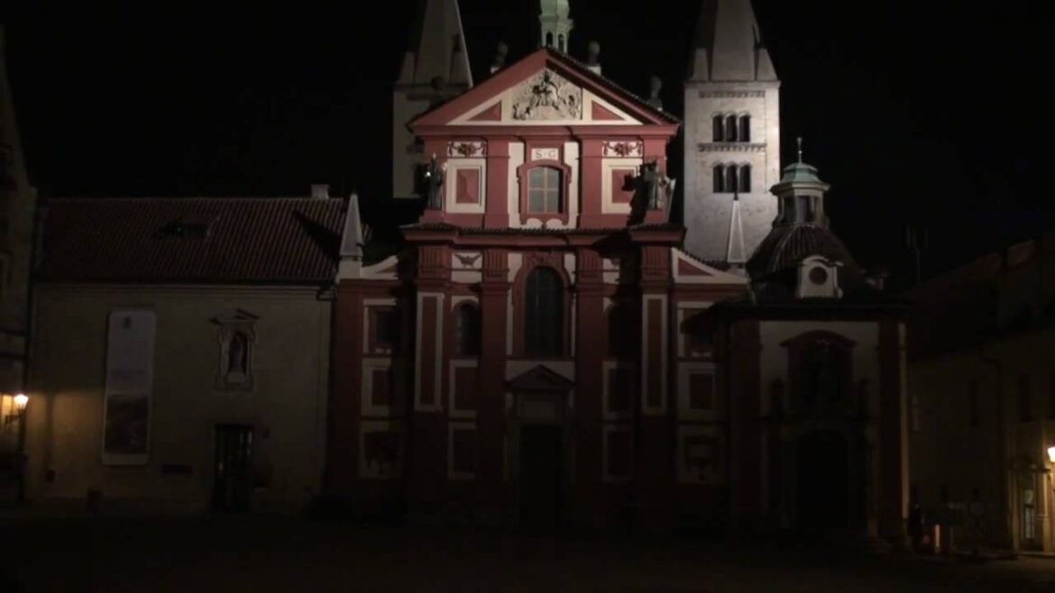 Night Prague Castle - Test SONY in Low Light
