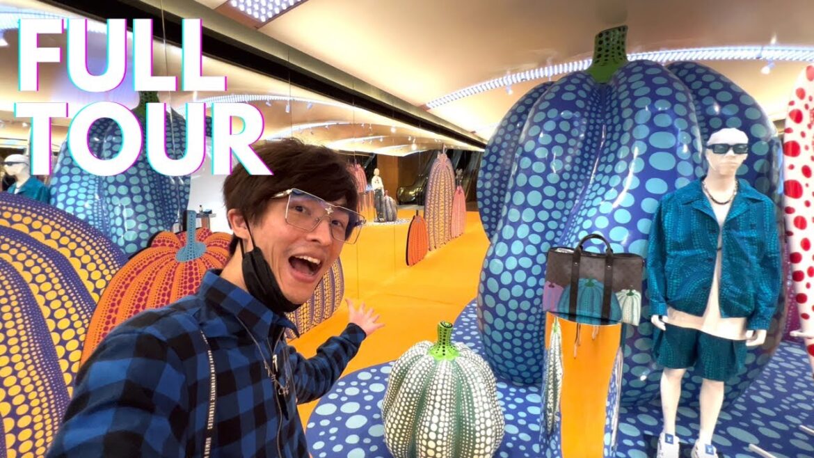 Pumpkin Walk ๐ Louis Vuitton x Yayoi Kusama at Marina Bay Sands Singapore MBS Pumpkin Walk ๐ Louis Vuitton x Yayoi Kusama at Marina Bay Sands Singapore MBS