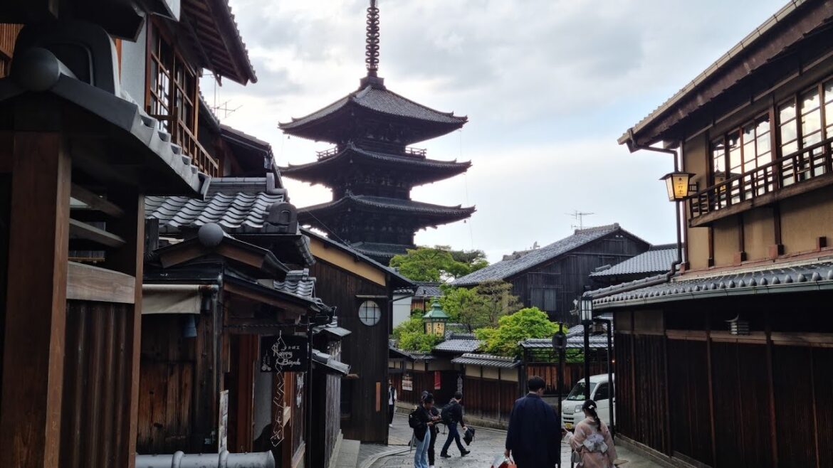 Kyoto • Nara • Osaka 2023