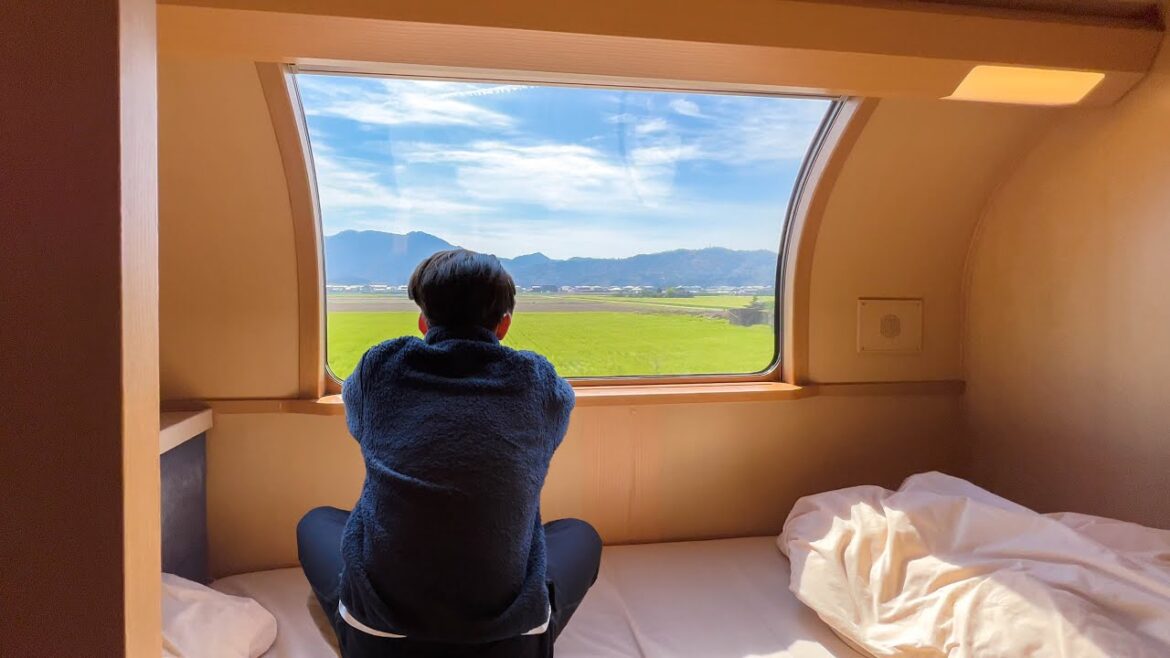 Japan’s Sleeper Deluxe Train: A 12-Hour Luxury Travel Experience π π Japan's Sleeper Deluxe Train: A 12-Hour Luxury Travel Experience π π
