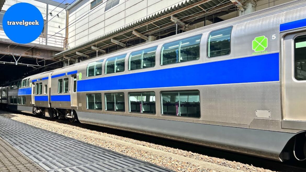 Japan’s Largest Double-Decker Commuter Train with Alcohol Service! | Japan Railways Japan's Largest Double-Decker Commuter Train with Alcohol Service! | Japan Railways