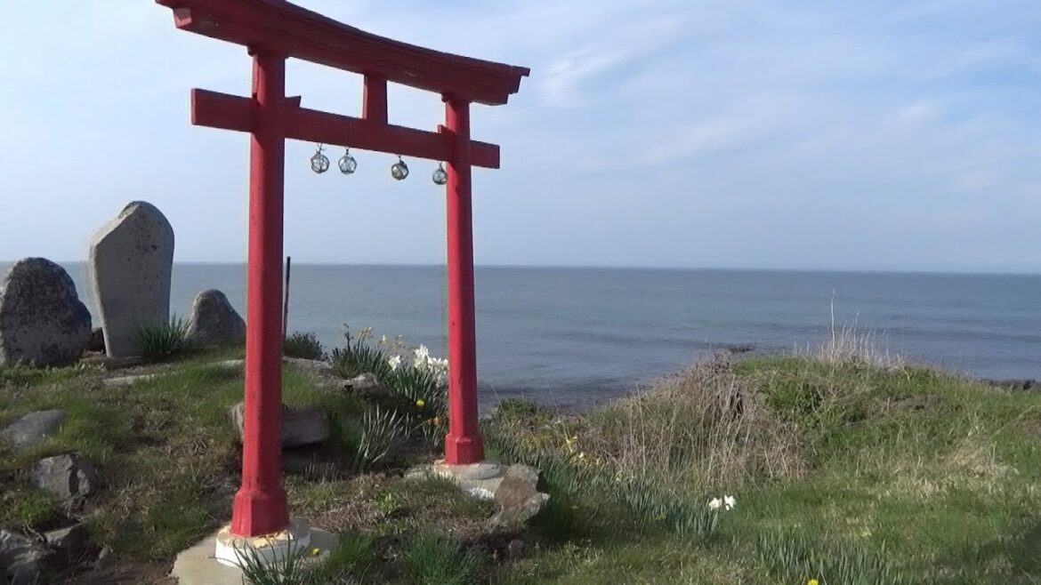 Rugged and gorgeous Sanriku coast, Aomori-pref., Tohoku, Japan | 青森県三陸海岸、蓑毛崎展望台と小舟渡海岸のあたり Rugged and gorgeous Sanriku coast, Aomori-pref., Tohoku, Japan | 青森県三陸海岸、蓑毛崎展望台と小舟渡海岸のあたり