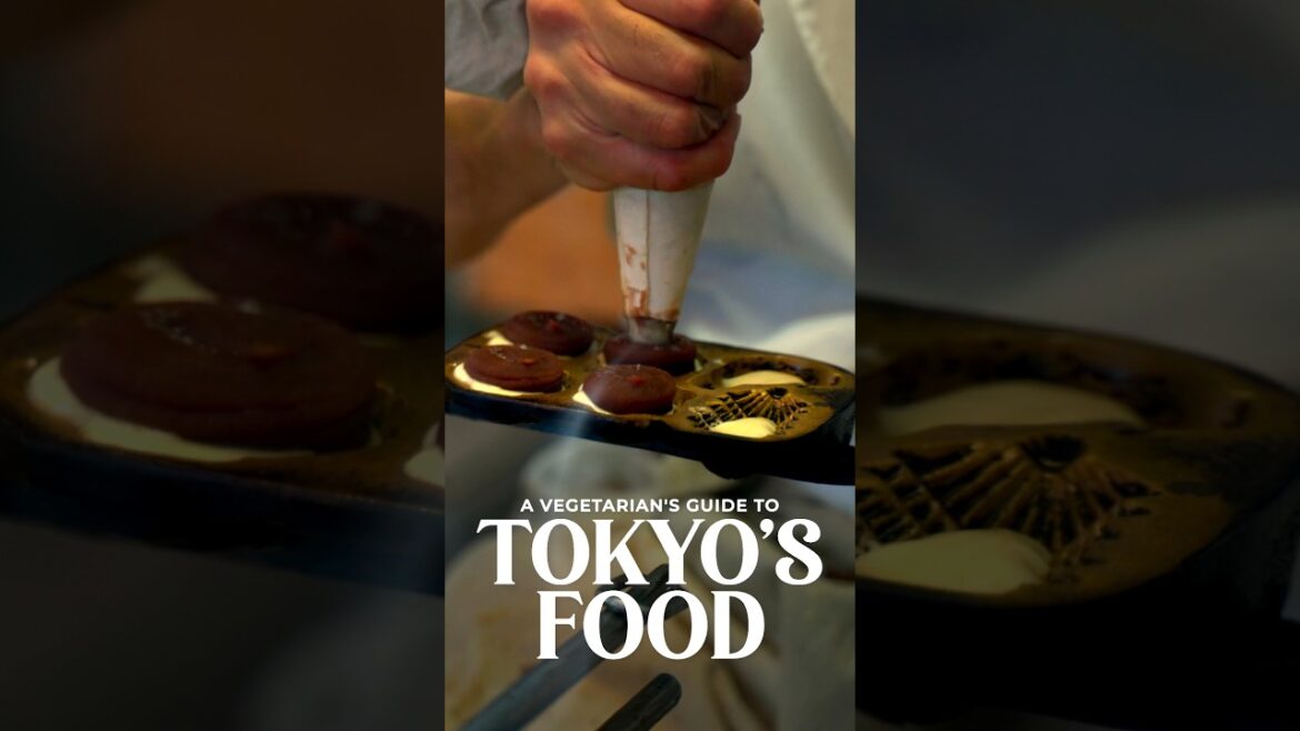 Vegetarian street food in Tokyo. #vegetarianfood #veganjapan #vegantokyo #japantravel
