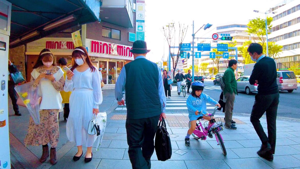 Osaka Walk 🐶🍻 Japan's longest shopping mall ♪ 💖4K non-stop 1 hour 02 minutes