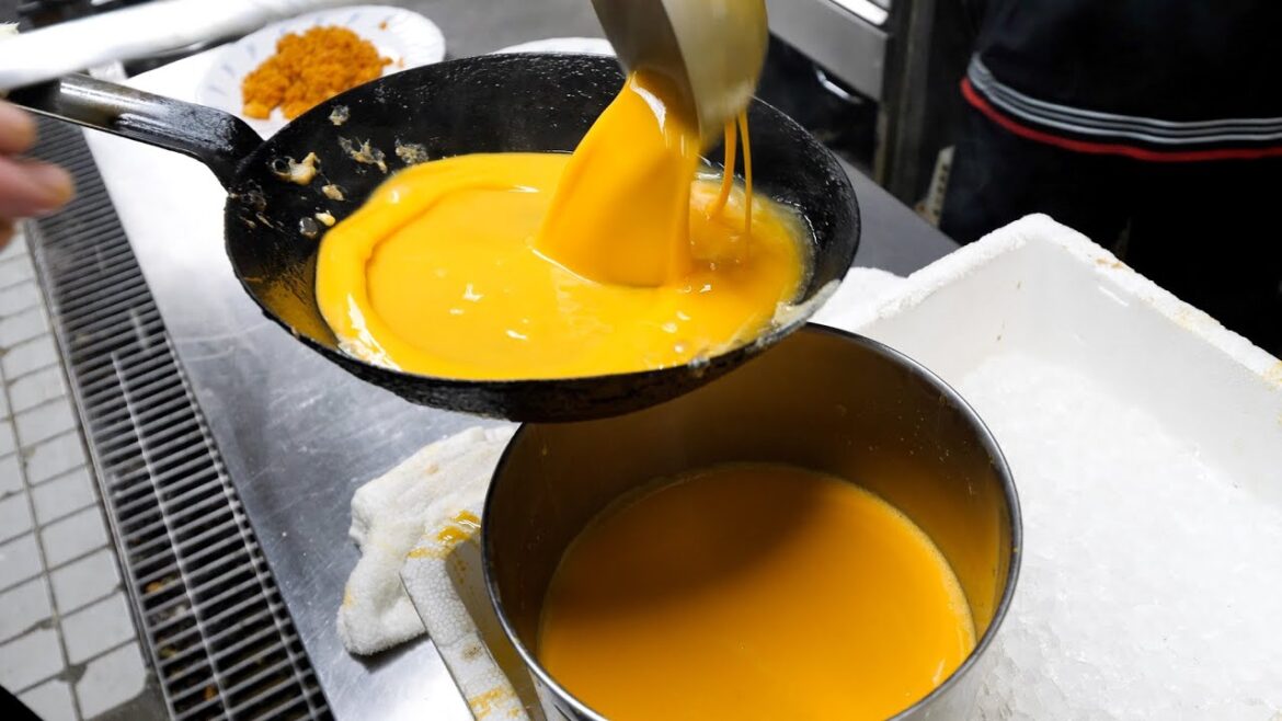 社員食堂に一般客が殺到？！まるで学食のような超穴場ランチがスゴかった。How To Make Omurice - Japanese Food