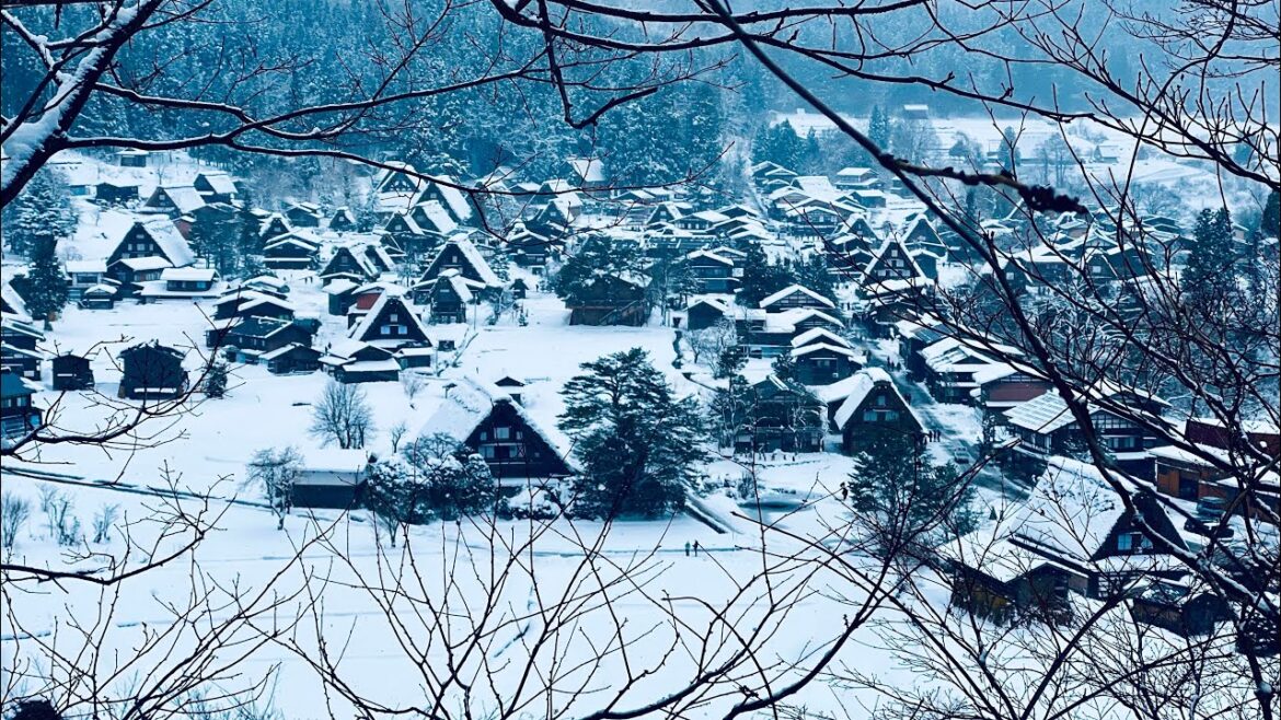 The Most Beautiful Village in Japan - Shirakawago ￼日本最美鄉村 - 冬日童話村白川鄉￼￼