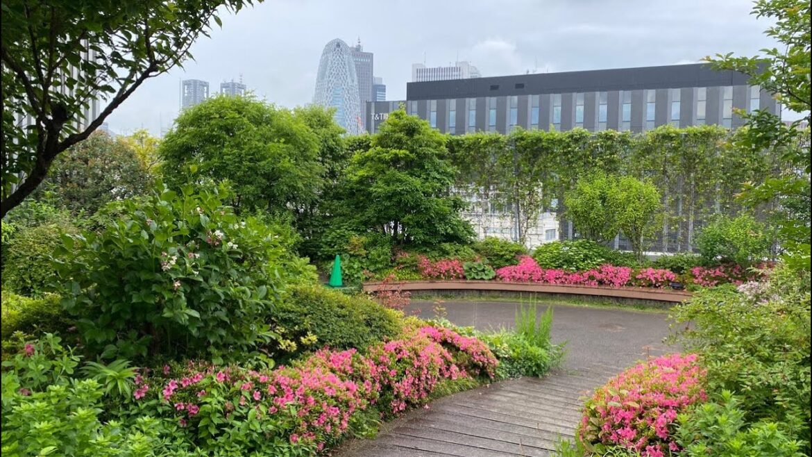 Isetan rooftop garden 🇯🇵Walking in Japan