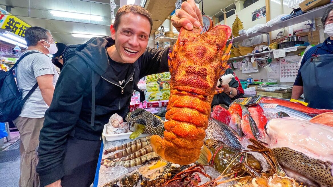 Huge $300 Slipper Lobster - EXOTIC SEAFOOD Wonderland in Okinawa!