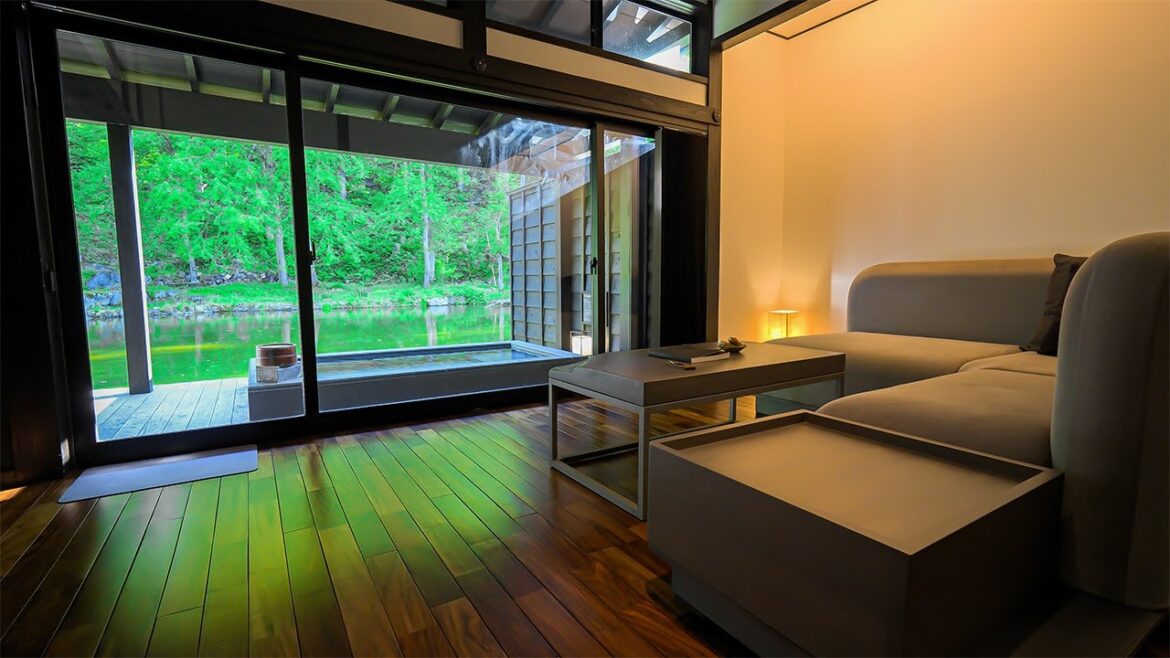 Staying at a Japanese Historic Manor House Onsen Ryokan♨️ | ryugon Niigata | ASMR