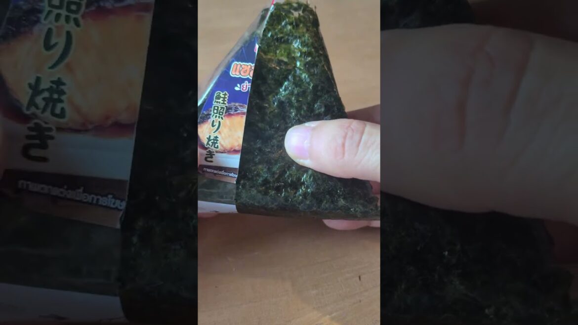 Salmon Teriyaki Onigiri Rice Ball (Triangle Sushi🍙) | Japanese Food #shorts