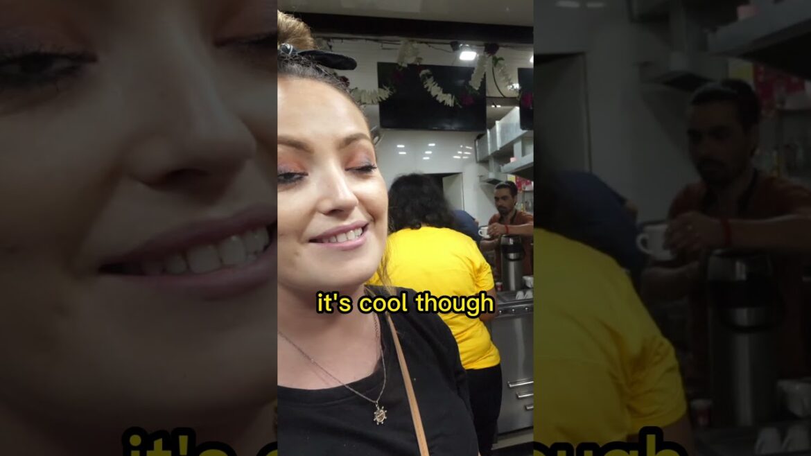 Foreigners trying Indian chai in Mumbai 🇮🇳 #shorts