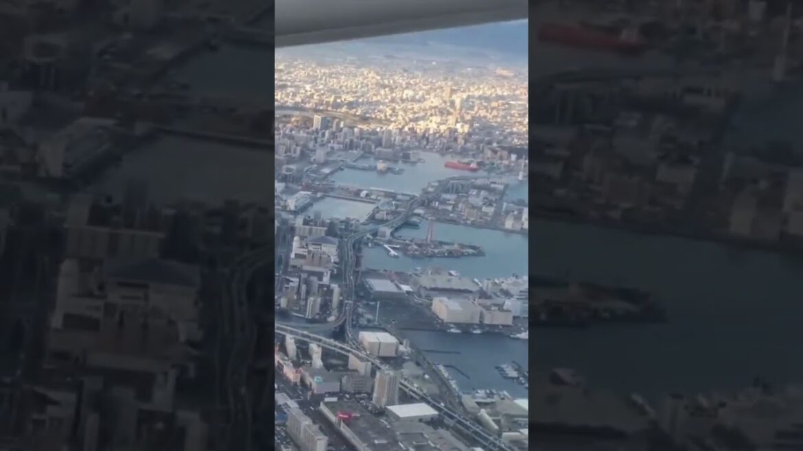 Décolage de Fukuoka #travel #avion #takeoff #vacances #aviation #beautiful #bombardier #shorts