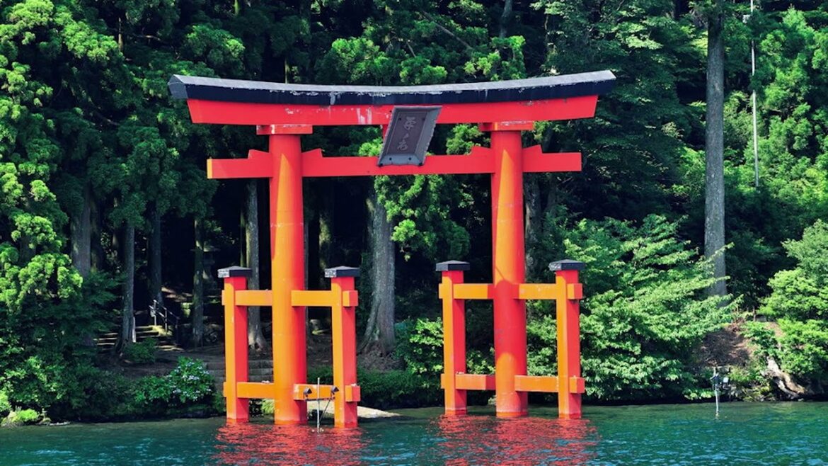 A Perfect Day Trip at Hakone, Japan