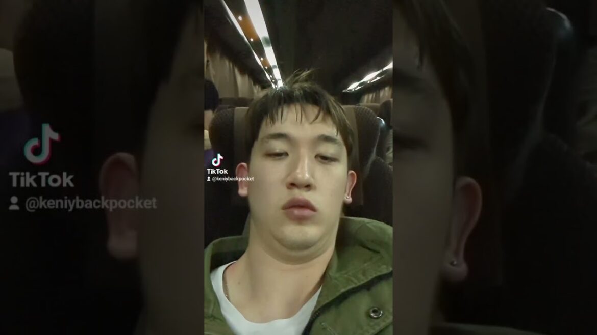 Ken the Explorer | Pt. 9 Night Bus to Osaka/USJ. Only $35 One Way!