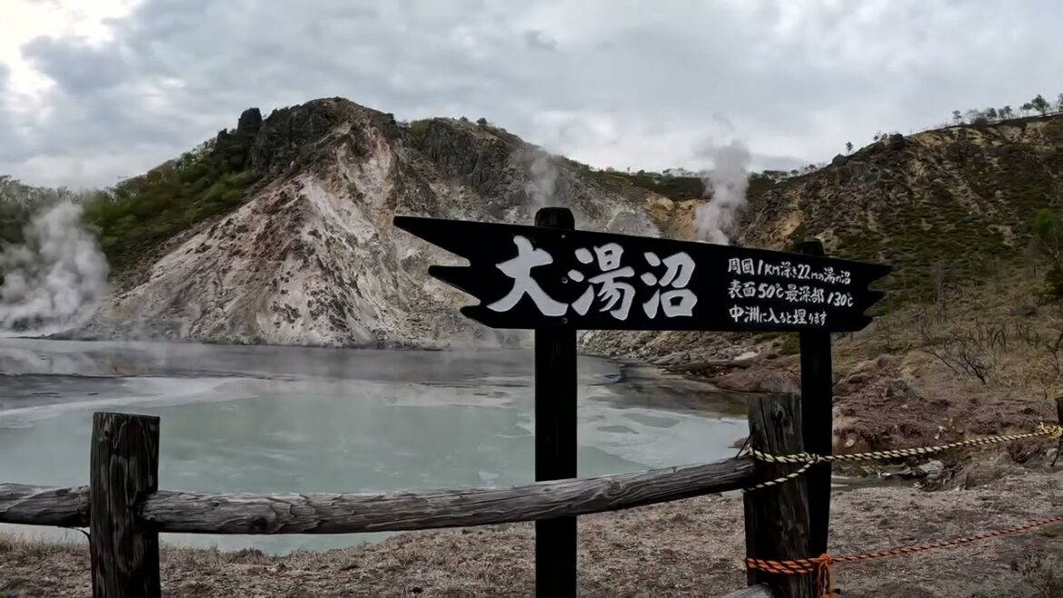 Jigokudani (Hell Valley) - Walking Vlog [Noboribetsu, Hokkaido, Japan]