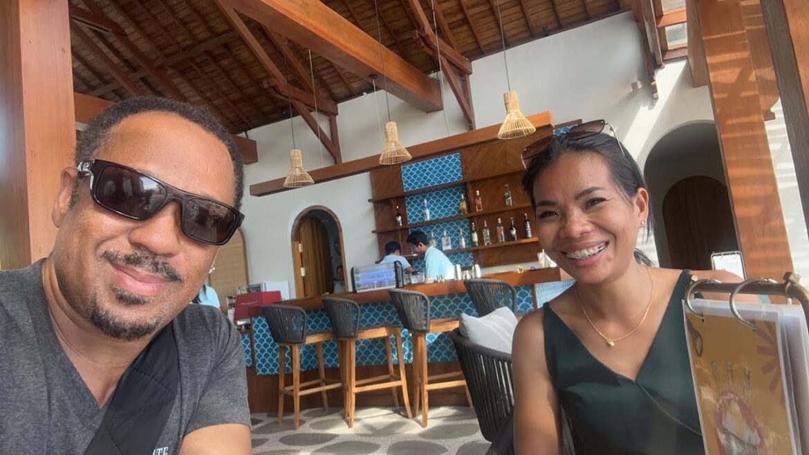 Zoom To  Bali Nusa Penida Island Live w El Boogie