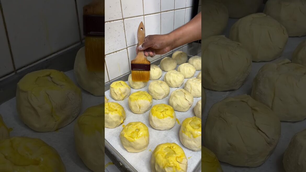 Liebman’s Deli in the Bronx makes 700 knishes per week. #cooking #deli #newyorkeats