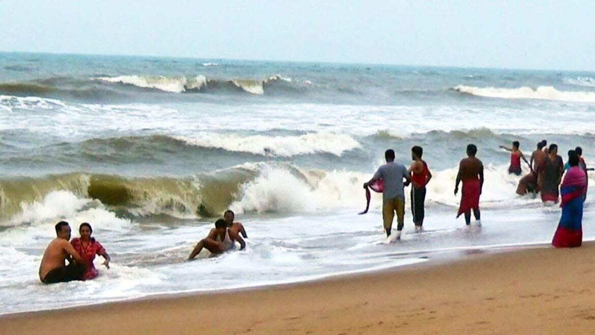 Top Most Attraction of PURI Sea Beach in Odisha India Top Most Attraction of PURI Sea Beach in Odisha India
