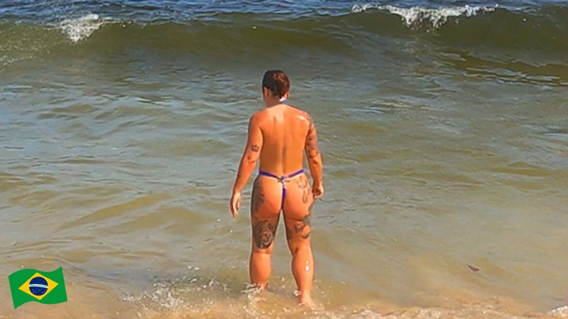 🇧🇷 BEACH PARTY CARNIVAL RIO 2023 BRAZIL | LEBLON BEACH