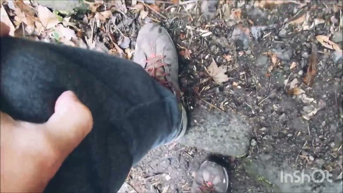 HELL HIKE indeed up the saw mountain ❗l 鋸山🏞️ Chiba HELL HIKE indeed up the saw mountain ❗l 鋸山🏞️ Chiba