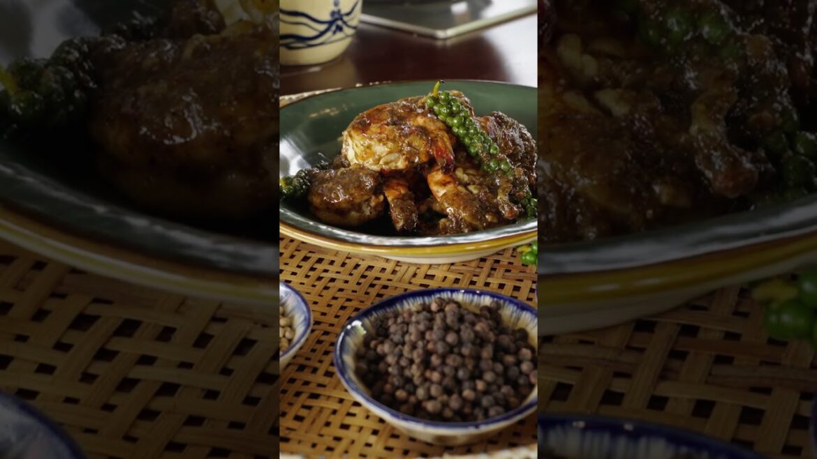 1kg of black Kampot peppercorns can cost over $70. #food #expensivefood #cambodianfood 1kg of black Kampot peppercorns can cost over $70. #food #expensivefood #cambodianfood