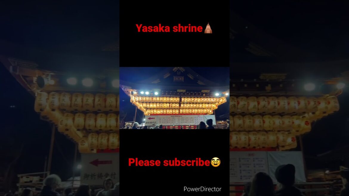 【KYOTO 】Yasaka Shrine #kyoto #shorts #japan #travel #walking #pleasesubscribe #shrine #trip