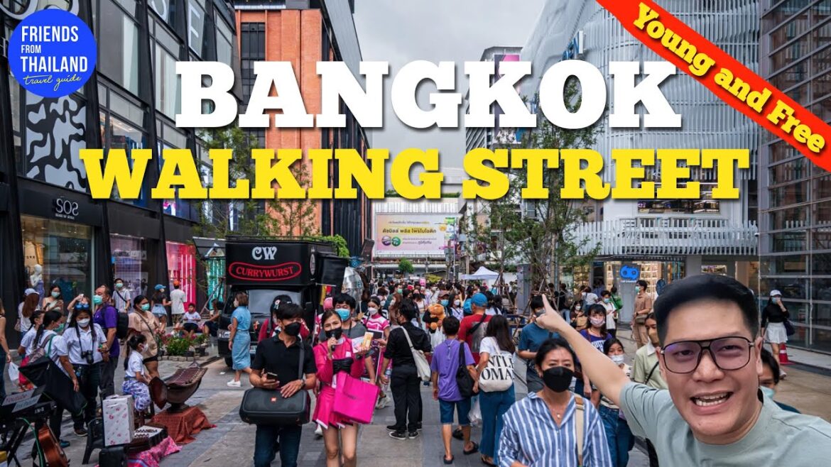 WEEKEND EVENING IN BANGKOK!! Siam Square walking street.