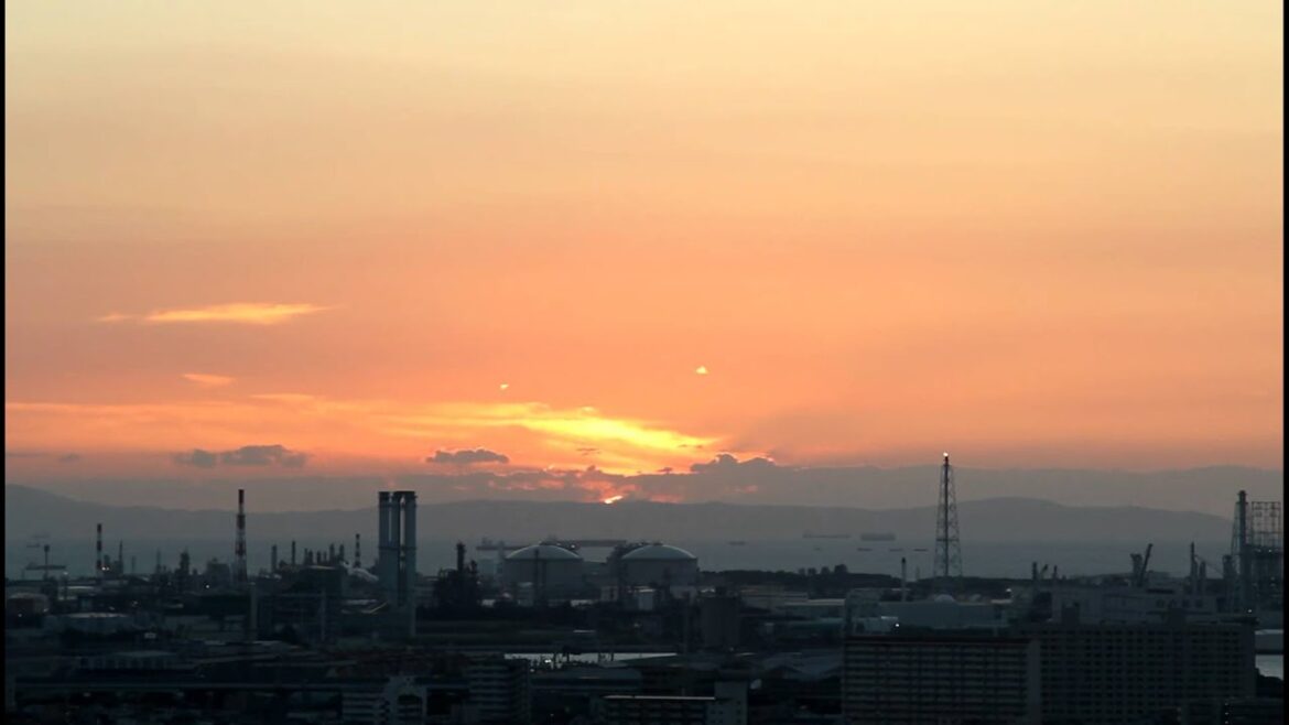 Japan Trip 2012- The Sun Going Down in Sakai