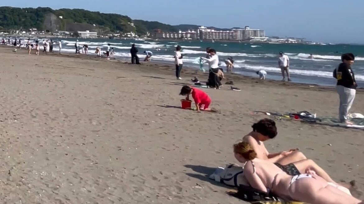 Kamakura Yuigahama Beach at 4K
