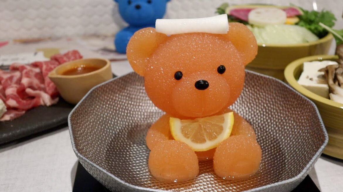 Savoring a Teddy-licious Hot Pot