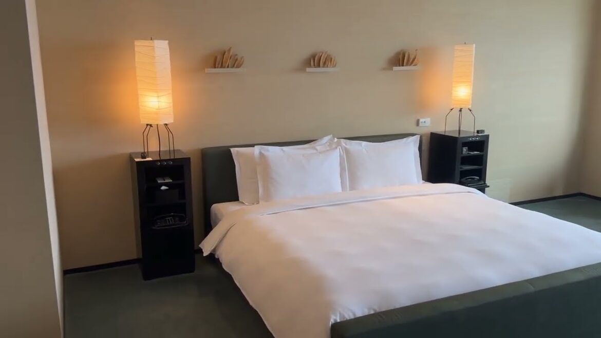 In Need of Renovation - Park Hyatt Tokyo - Luxury Hotel Tour