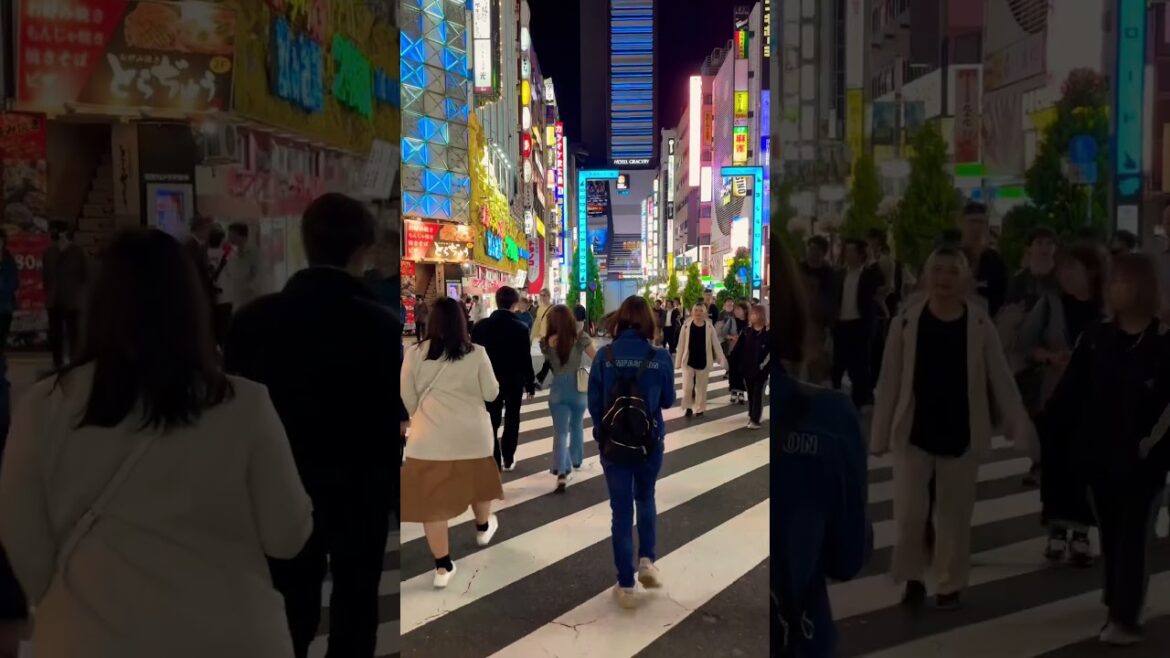 Kabukicho Godzilla Road #tokyo #shinjuku #travel