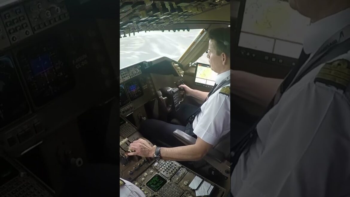 Corsair 747-400 at Mauritius🇲🇺