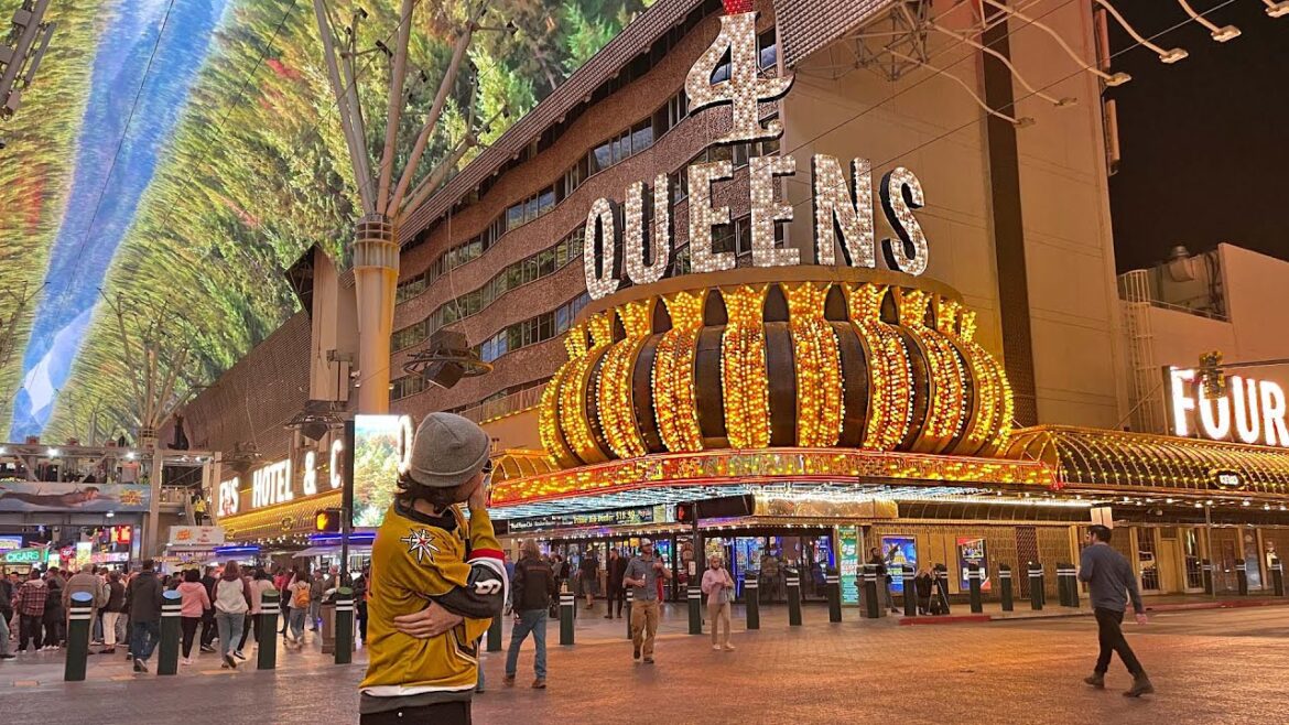 Inside the 4 QUEENS! (the most underrated hotel and casino in Las Vegas!)