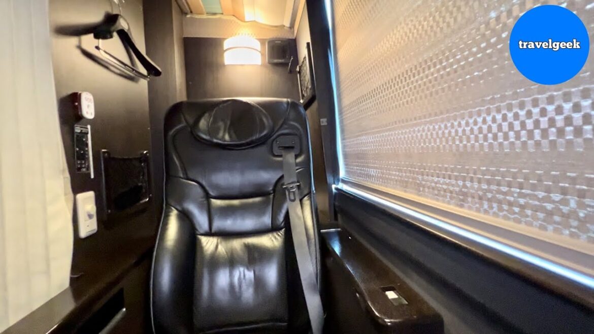 Trying Private Cabin on Japan's 15-Hour Night Bus | Fukuoka - Tokyo