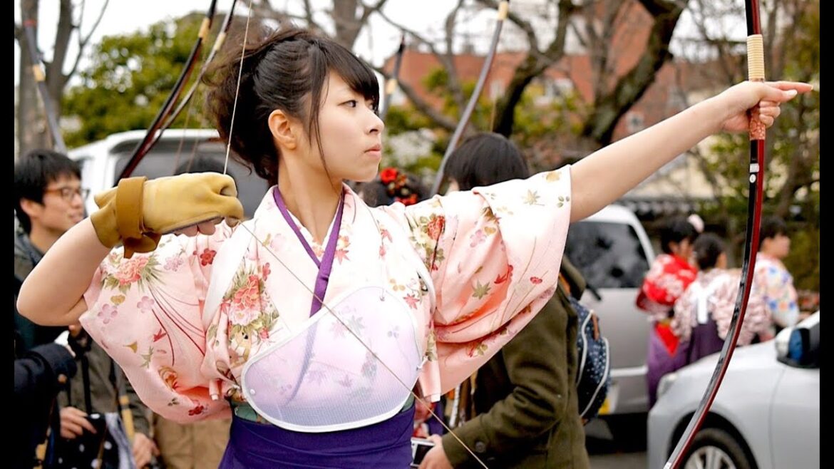 通し矢 大的全国大会 三十三間堂 京都観光 Moments in Kyoto - Toh-shiya | Archery Contest Sanjyusangendo Kyoto Japan