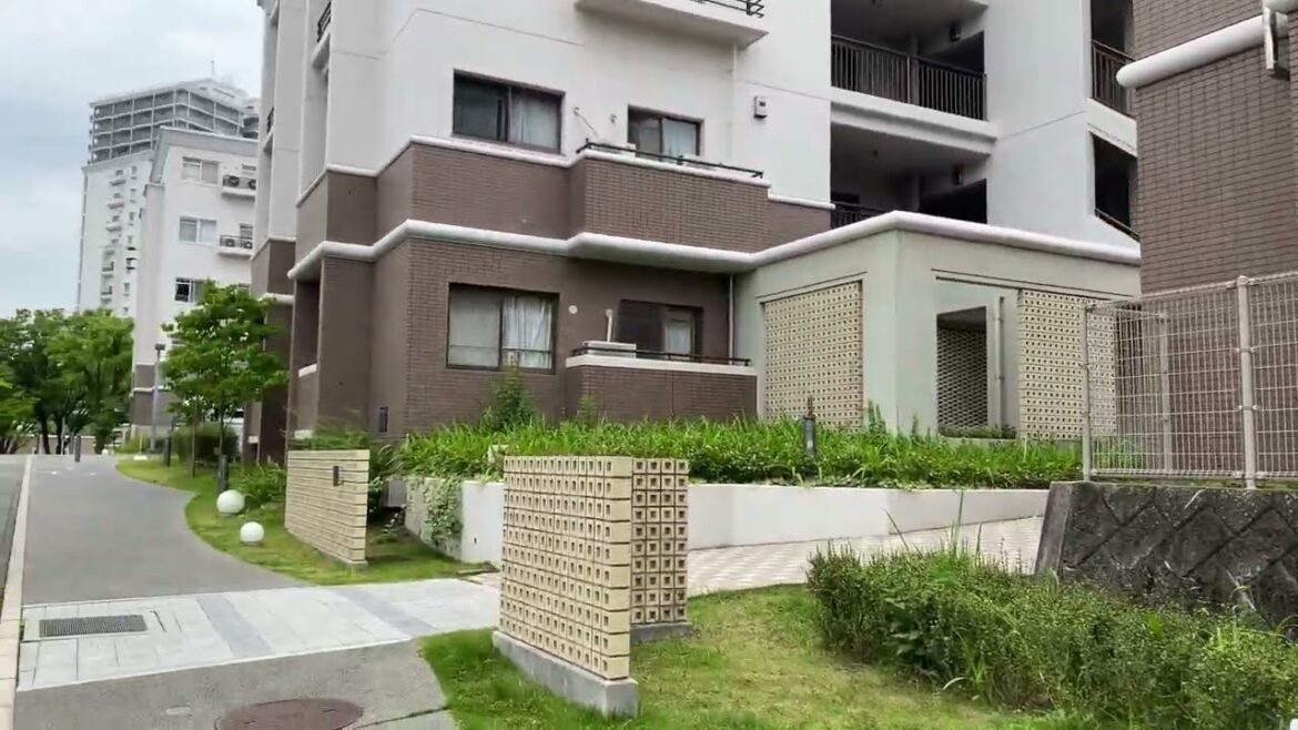 4K Japan Walk - Nice Central Nagoya Shops & Houses ASMR