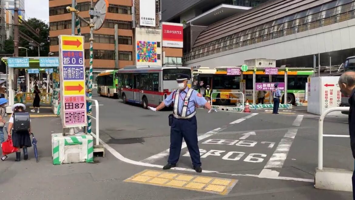 Shibuya Walking,  Mark City→ SHIBUYA 109→ Crossing→ East Gate 東口 (JR南改札) Tokyo, Japan 2023