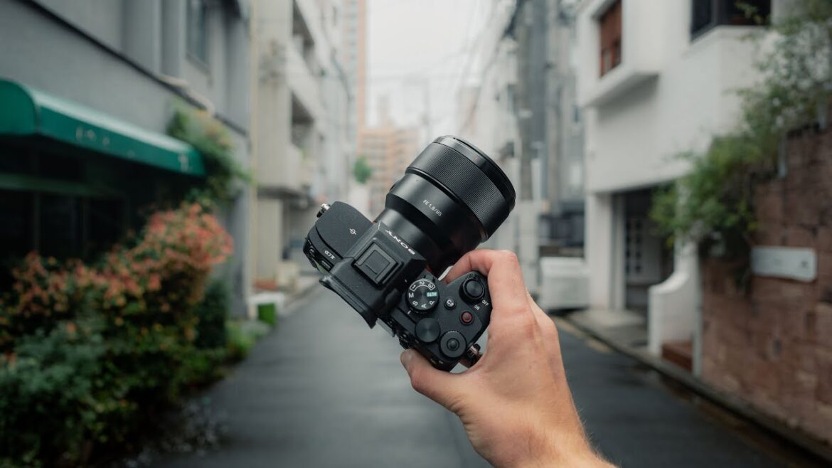 85mm Rainy Street Photography 85mm Rainy Street Photography