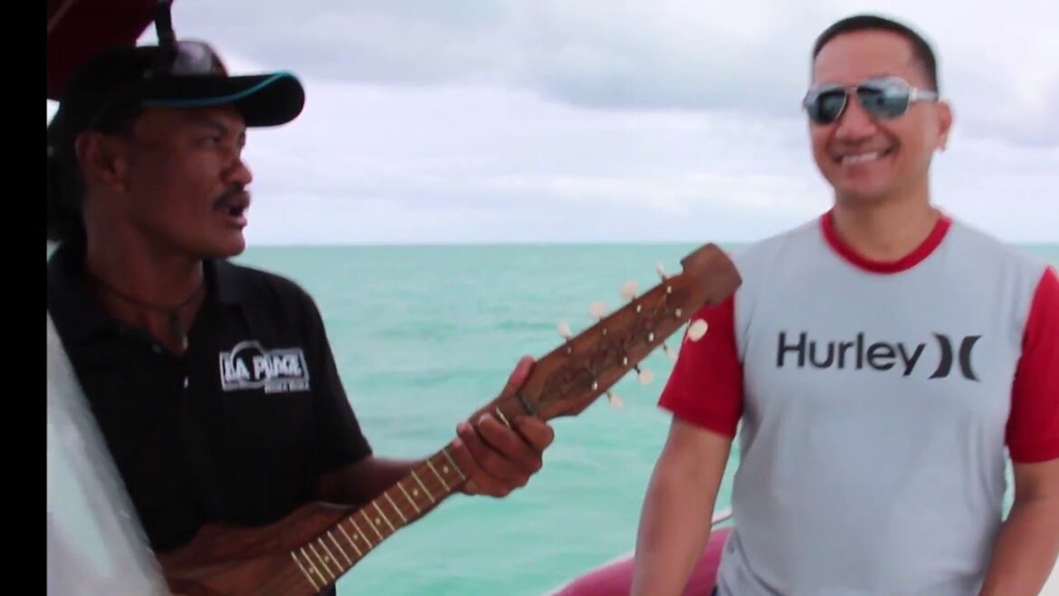 Ukelele + Fundoshi + Manta Ray = Bora Bora