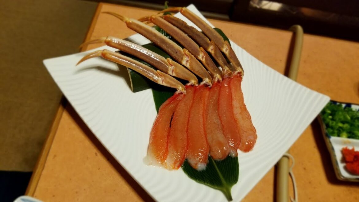 Snow Crab Shabu Shabu 🦀, Kani Douraku Wakayama Japan #ASMR #JTFunWorld