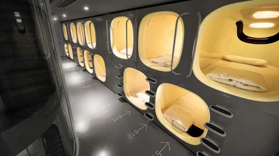Like a spaceship! Trying a sleep analysis at a capsule hotel in Tokyo｜Nine Hours