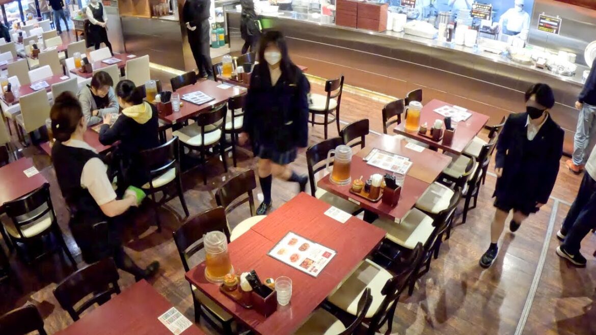 東京）ふらっとJKマジ中華に大歓喜！ありえない値段設定の鬼ランチに人が殺到し過ぎてヤバい丨Egg Fried Rice-Wok Skills In Japan