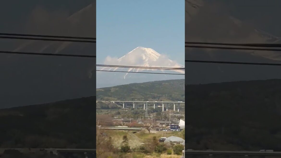 Amazing Mount Fuji, Japan from the Shinkansen bullet train