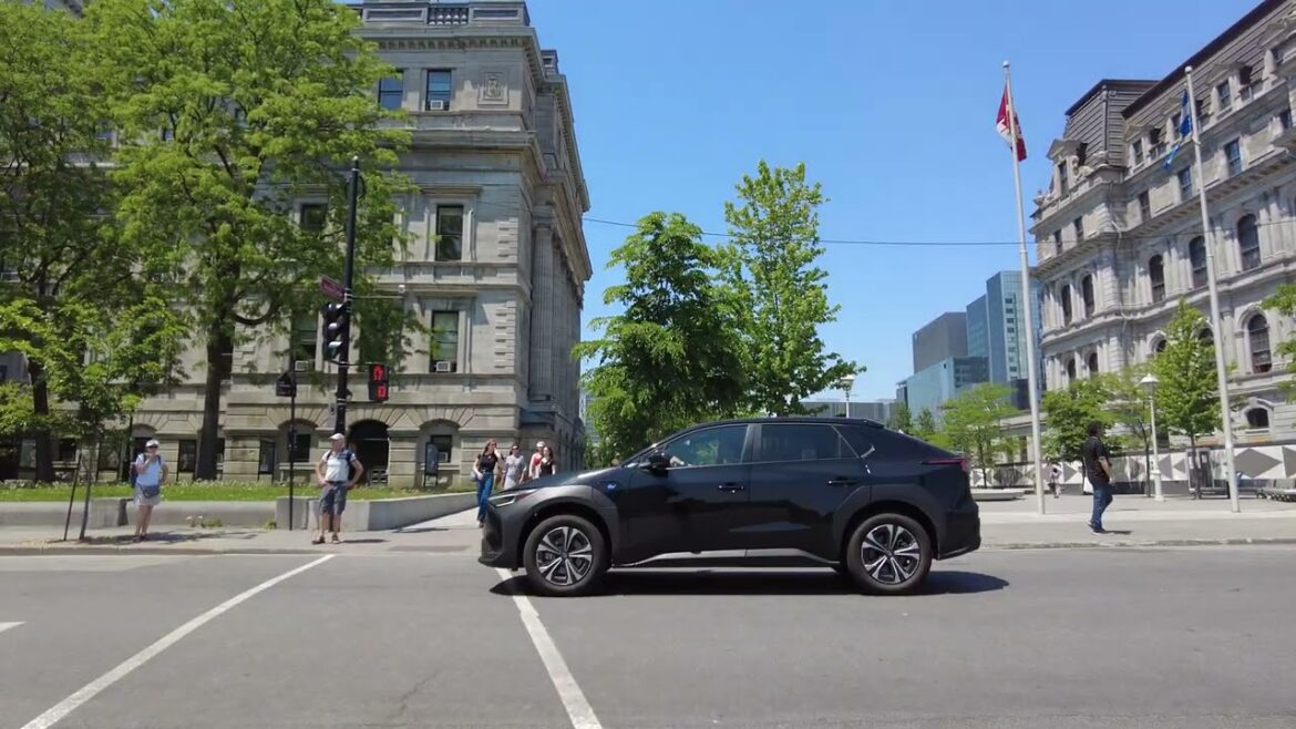 2023 Montreal - Quebec - Canada 4K walk at the Old Port - Old Montreal - Part 5